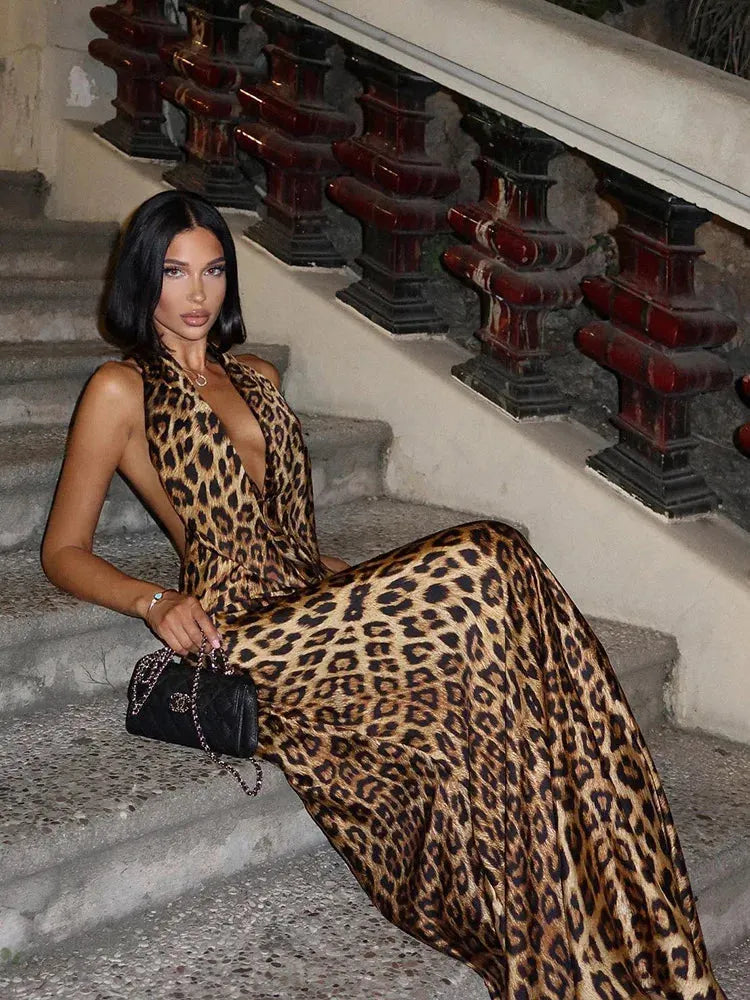 LÉANA | Bodycon Maxi Jurk Met Dierenprint En Lage Rug – Gedurfd, Elegant, Comfortabel