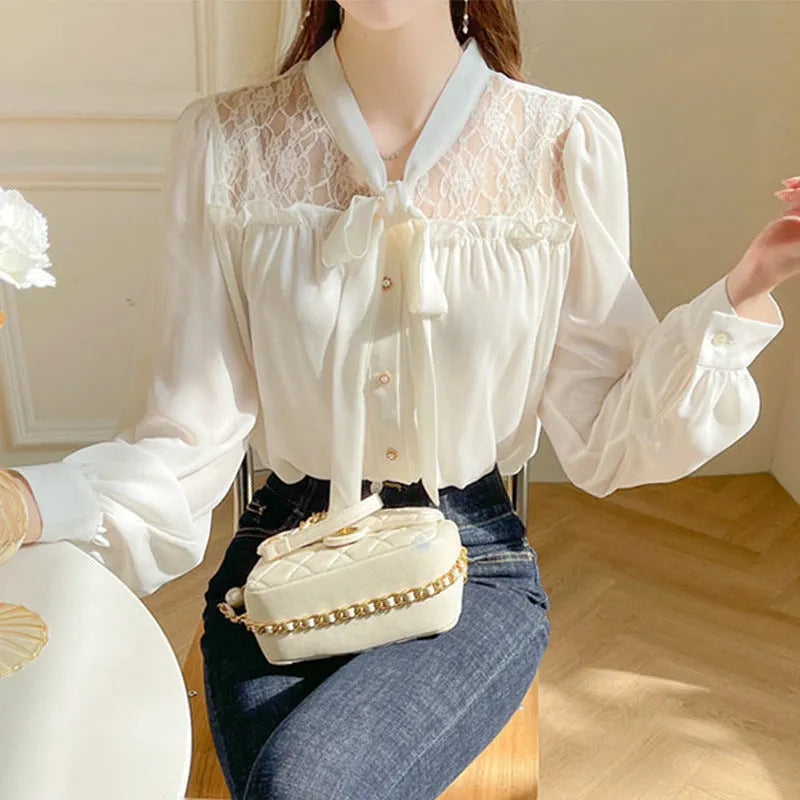 Long-sleeved chiffon shirt with a bow