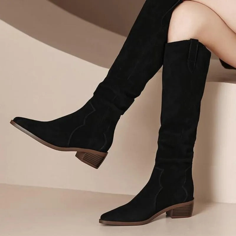 - Vintage-Stiefel aus Wildleder mit RÃ¼schen