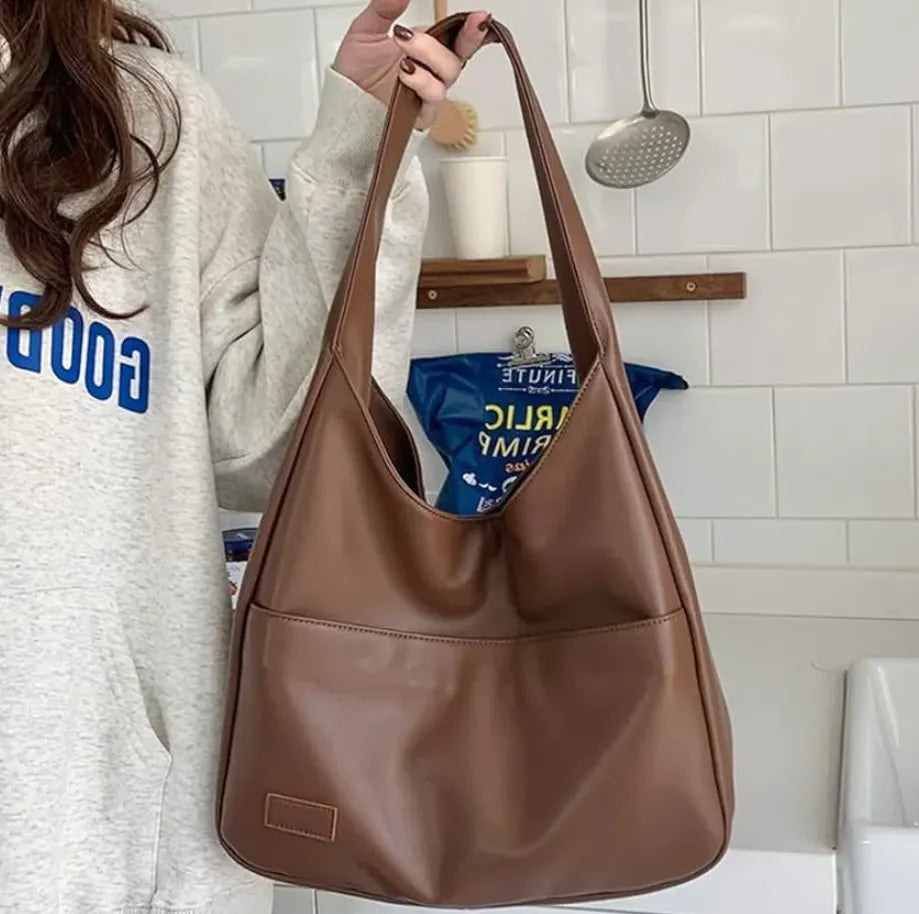 Femise | Minimalist Shoulder Bag