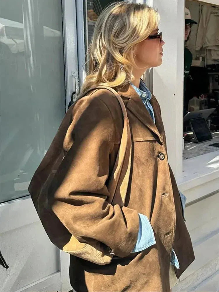 Dames Blazer met Oversized Pasvorm en Klassieke Details