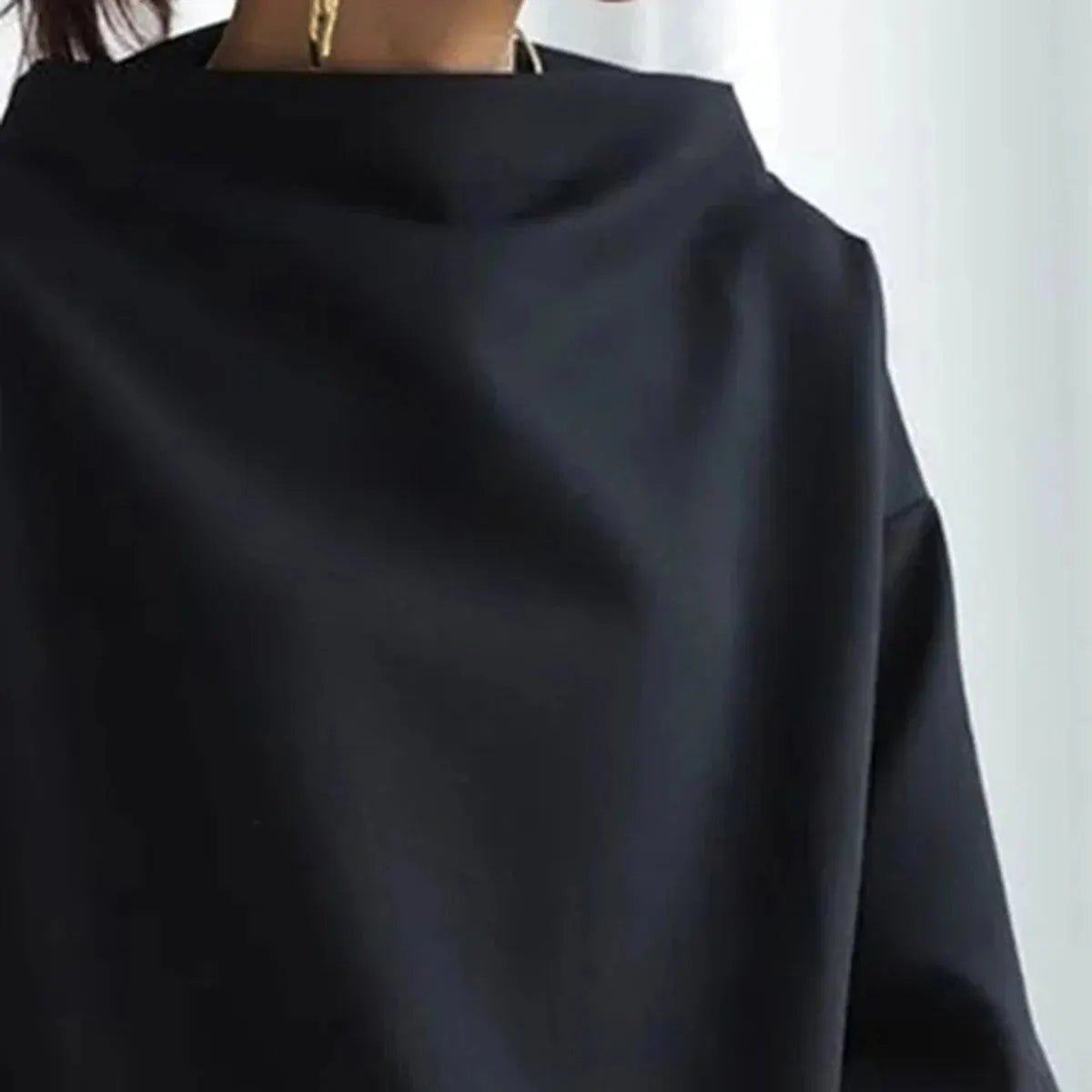 - Damen minimalistisches lockeres schwarzes Oberteil für vielseitigen Stil