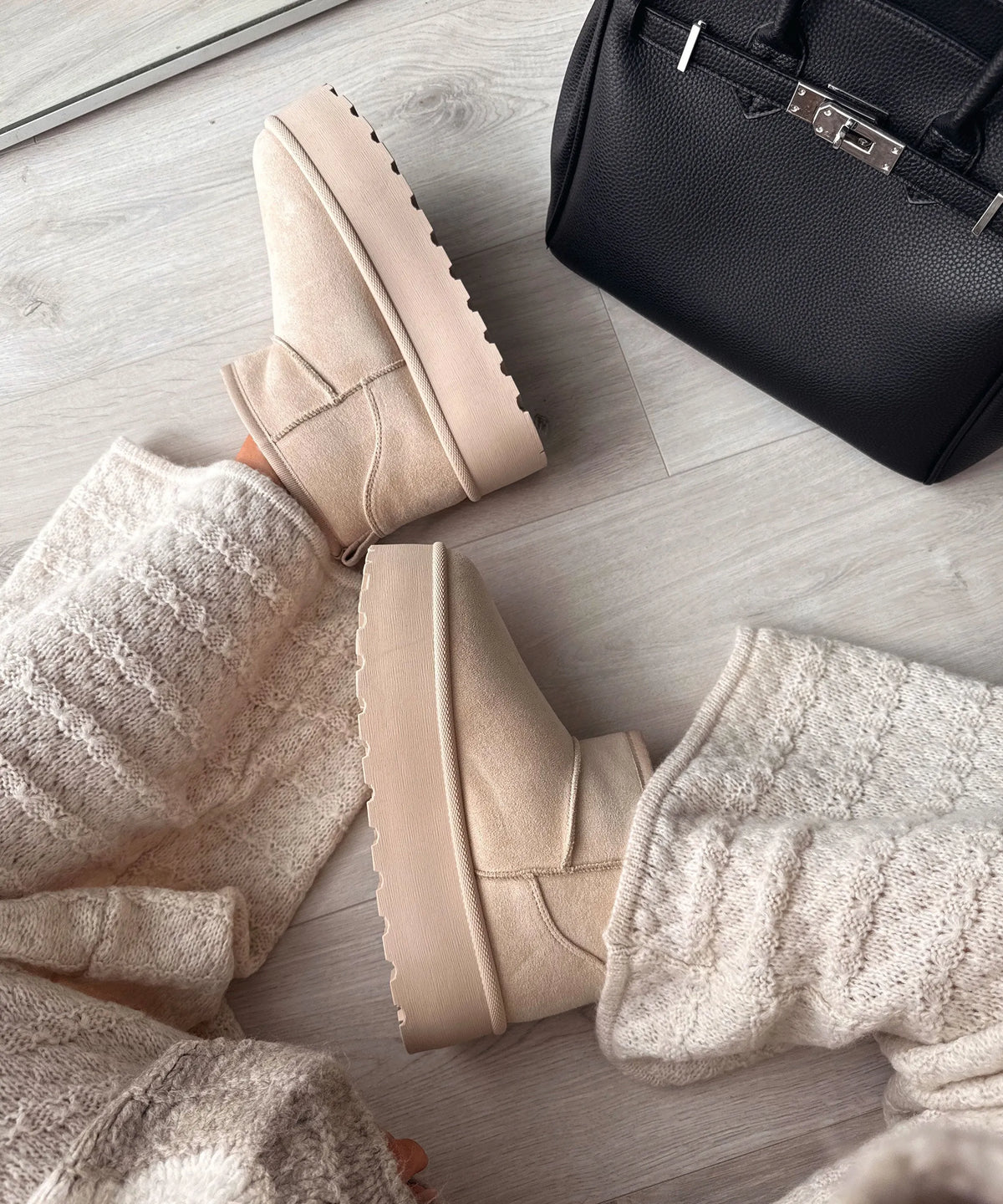 Beige Boots Dames – Warm, Gevoerd, Comfortabel & Modieus