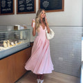 Gingham Plisseekleid – Rosa V-Ausschnitt