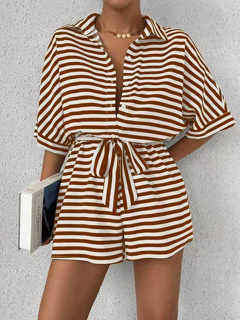 Combinaison short col Ã  revers style cardigan rayÃ©e