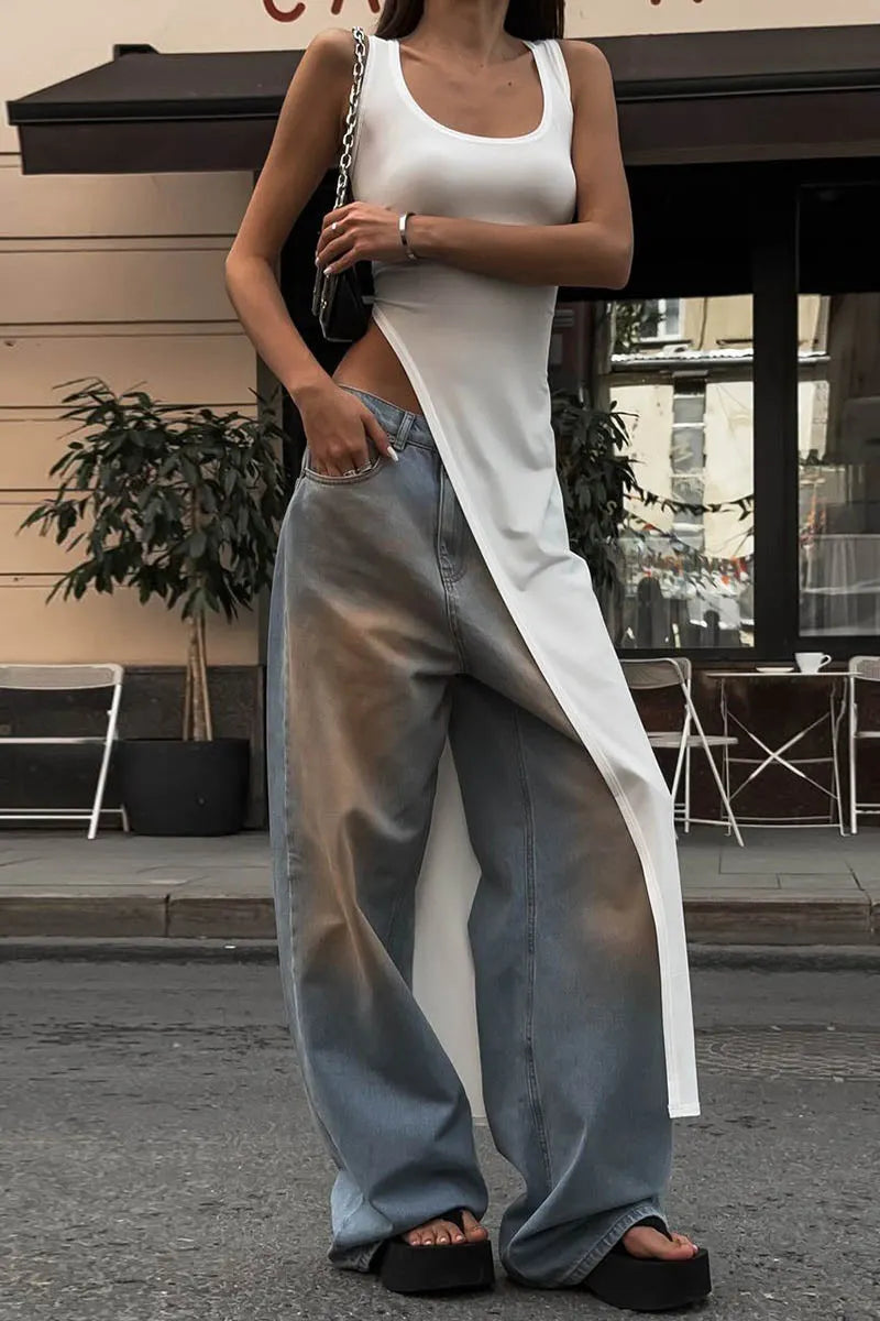 Minimalistisches Kleid/Top mit Schlitz-Detail