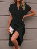 Pleated midi dress with V-neck and short sleeves