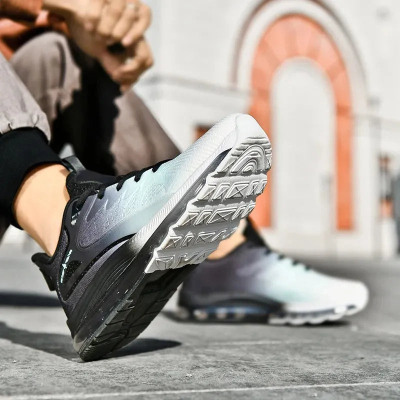 Sneaker Mit Komfort Und Halt
