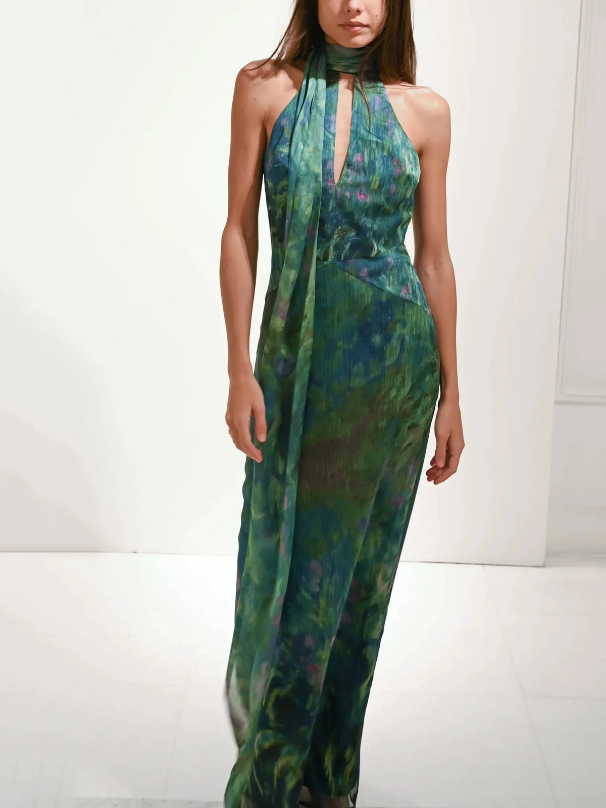 Chic Halter Dress for Women with Glamorous Look