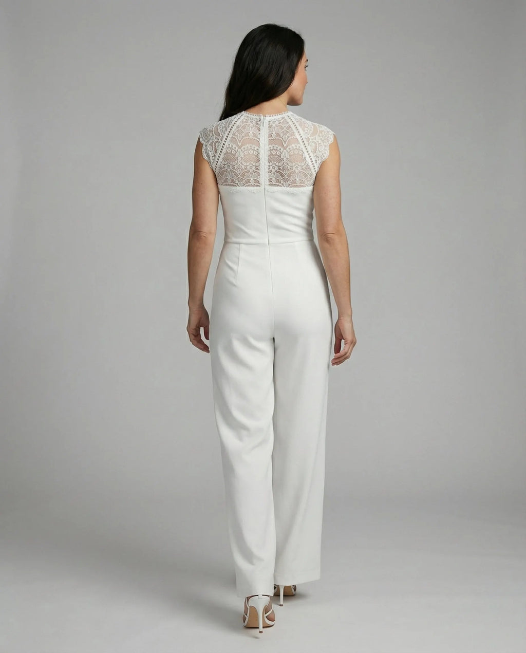 Eleganter Jumpsuit Für Festliche Abende
