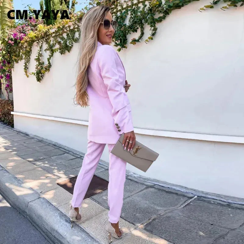 - Passendes Set Outfit