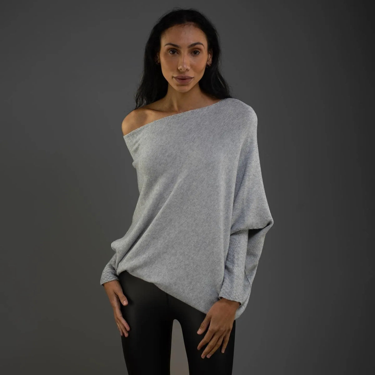 NOELLE | Stijlvolle Off Shoulder Dames Trui – Losvallend, Vrouwelijk & Perfect Voor Het Najaar