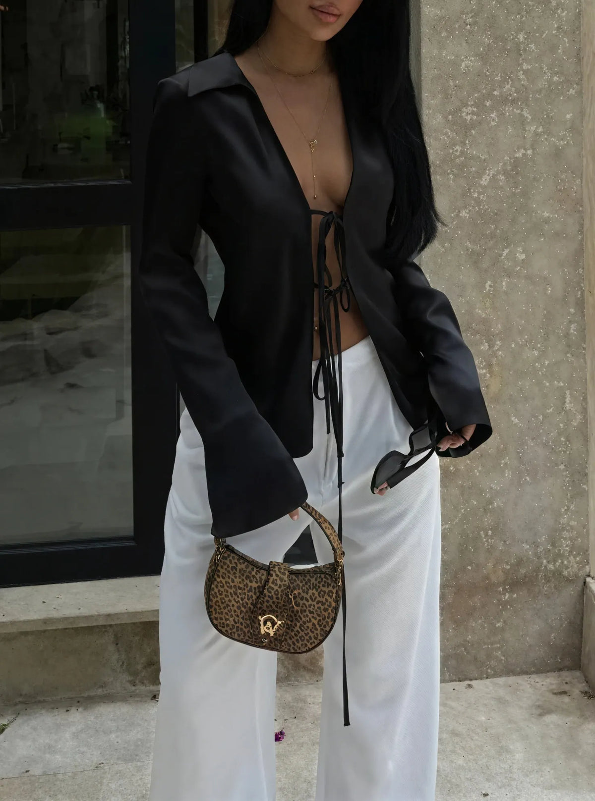 Elegante Bluse mit Bindedetail