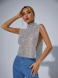 MARILYN | Glanzende Chainmail Top met Split en Kettingdetails – Zilverkleurig Statementstuk