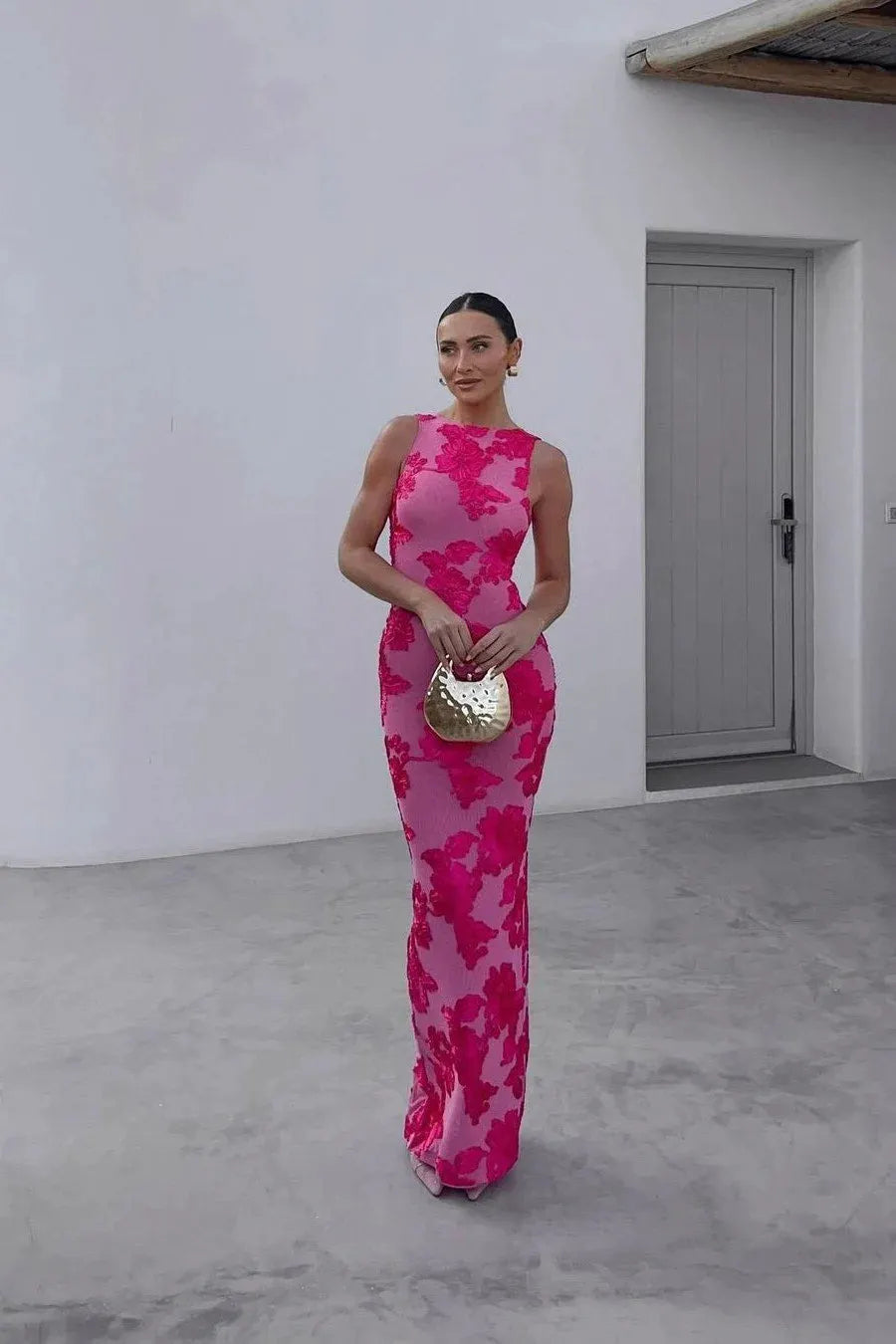 Floral Dress for Women with Maxi Length and Flowing Fabric