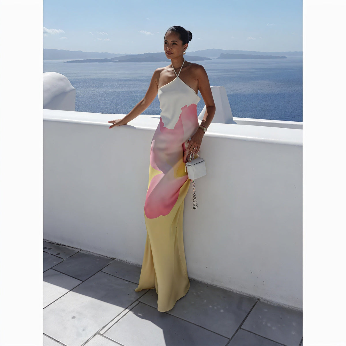 Bedrucktes Maxi-Kleid – One-Shoulder & Neckholder