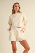 Entspanntes Loungewear-Set mit Spitze