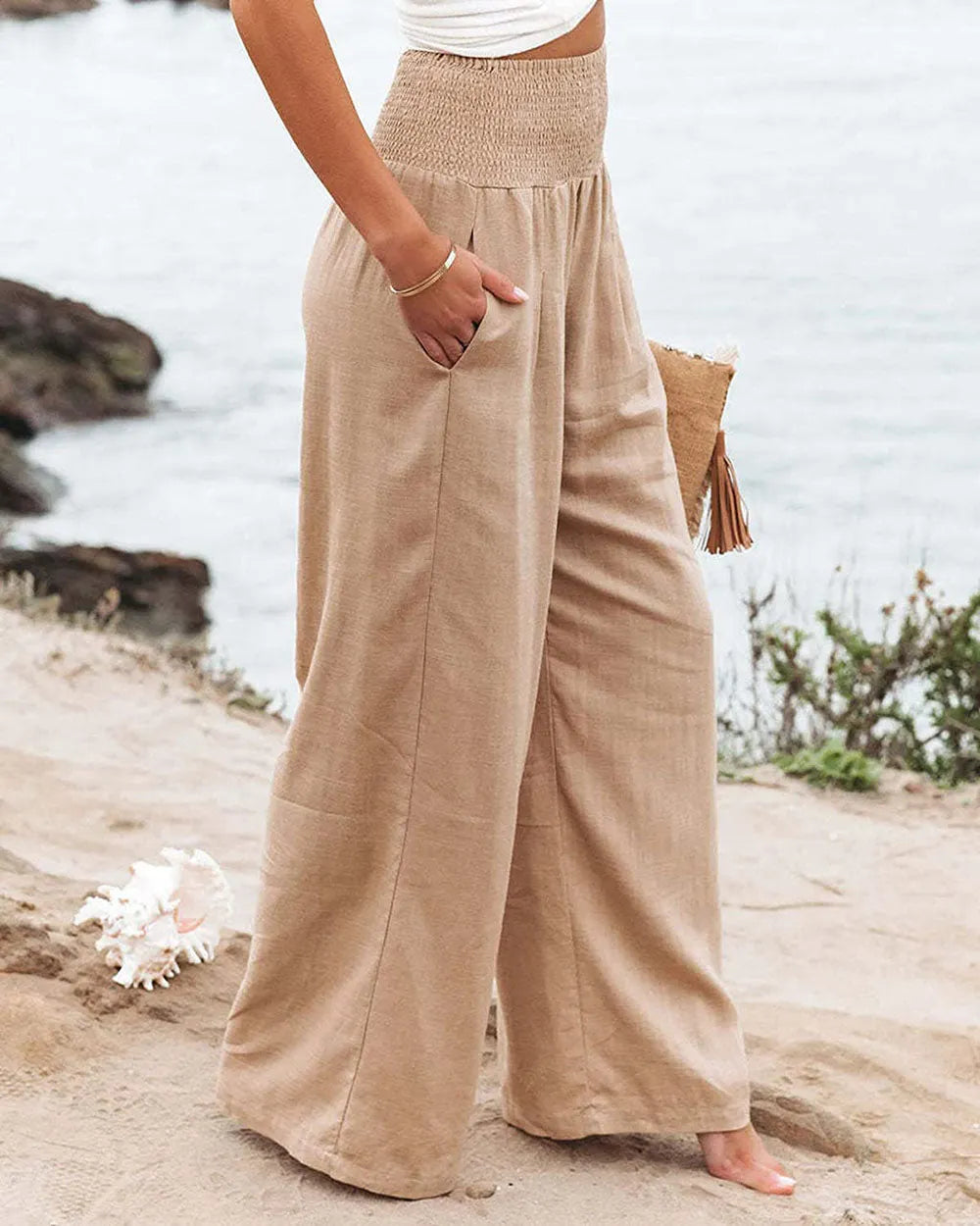 Weitgeschnittene Hose mit hohem Bund