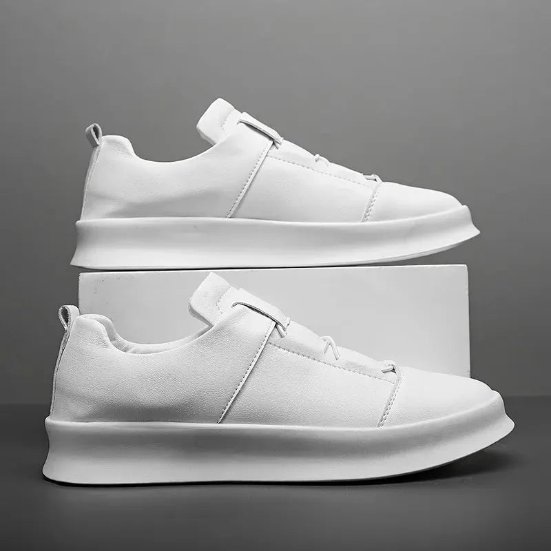 Moderne Leder-Sneaker mit niedrigem Schaft