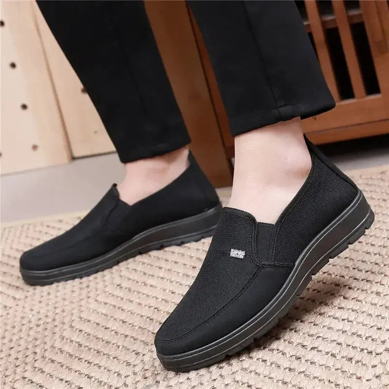 - Anti-Rutsch Schuhe