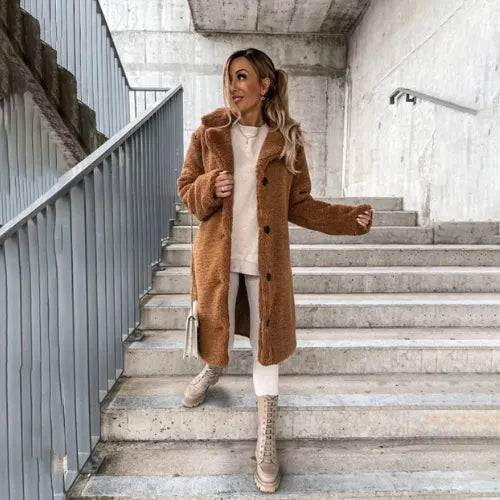 Stylischer weicher Mantel