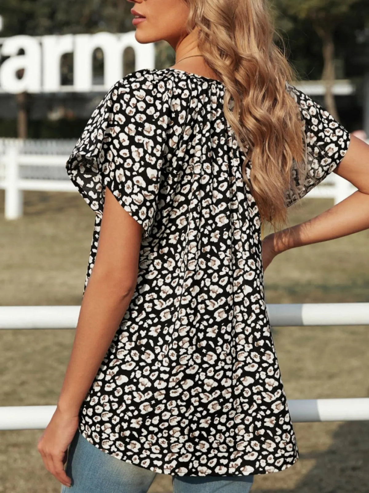 Multicolor V-neck Short Sleeve Leopard Blouse