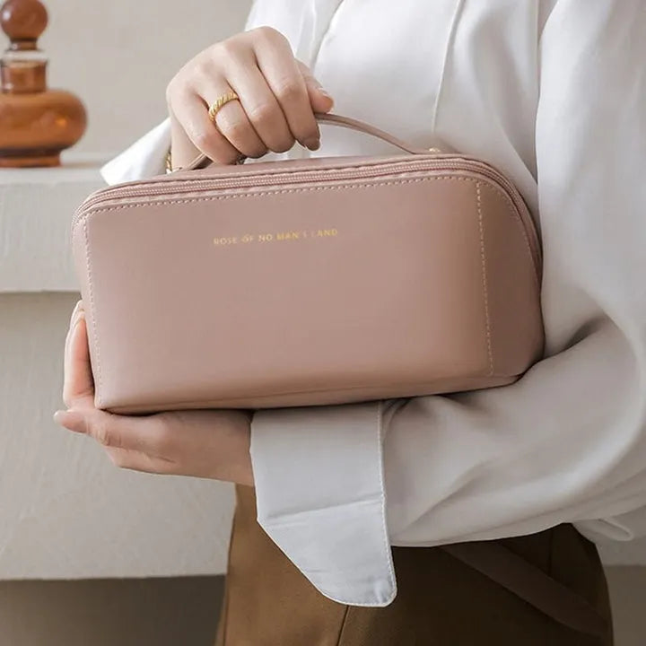 - LuxuriÃ¶se Kosmetiktasche