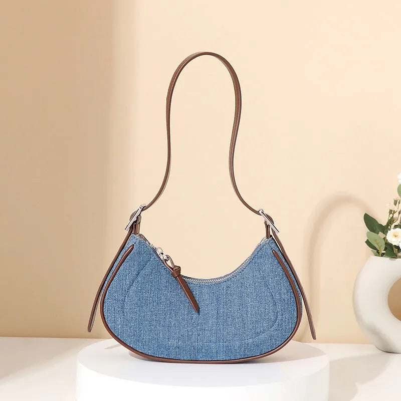 Ã‰LODIE | Denim Damesschoudertas met Halvemaanvorm â€“ Stoer, Stijlvol & Praktisch