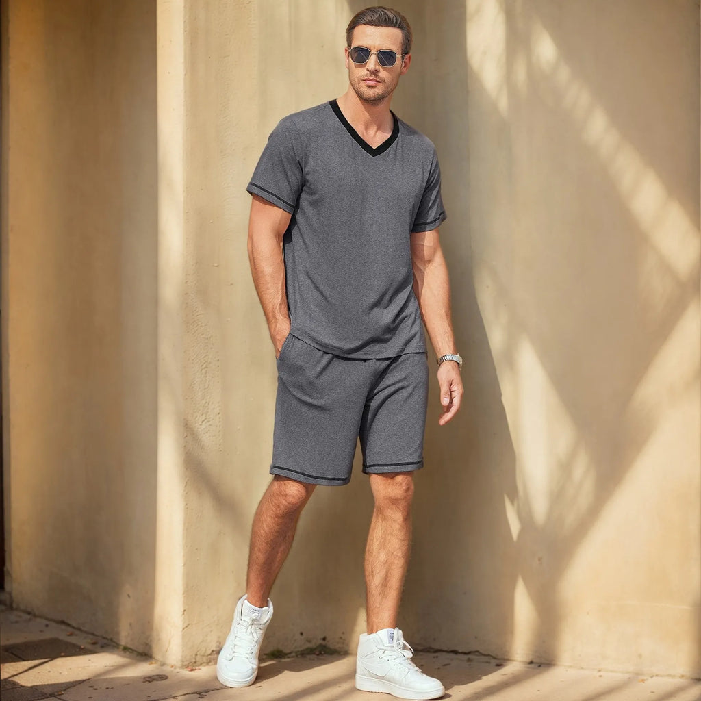 Herren lässiges Freizeit-Set aus atmungsaktivem Material mit modernem V-Ausschnitt