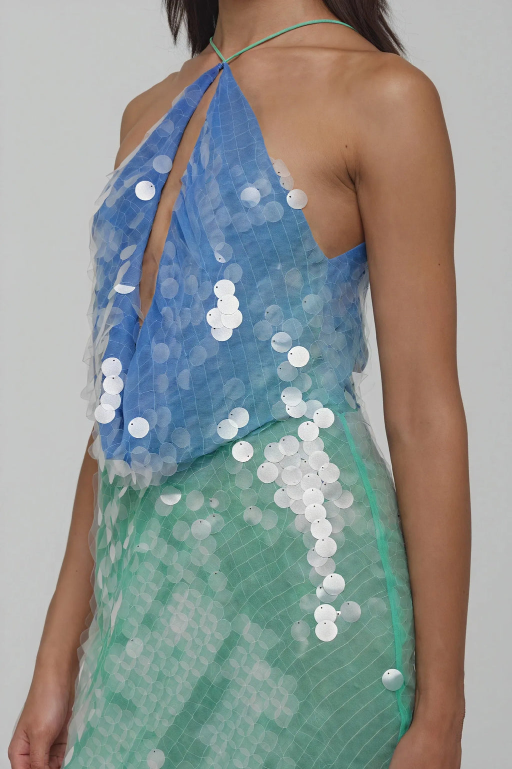 Pailletten-Minikleid mit Neckholder
