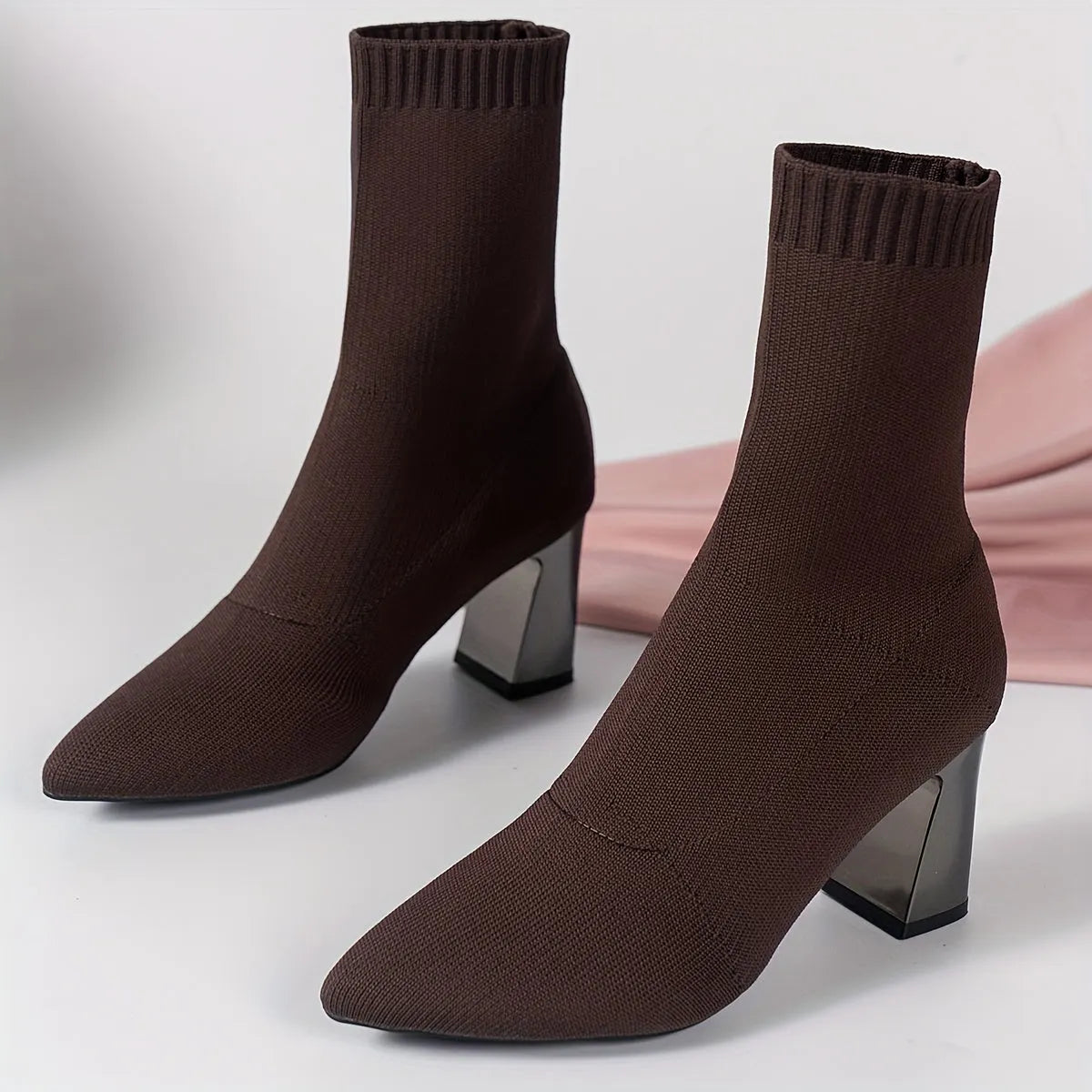 Elegante Strick-Ankle Boots mit Absatz