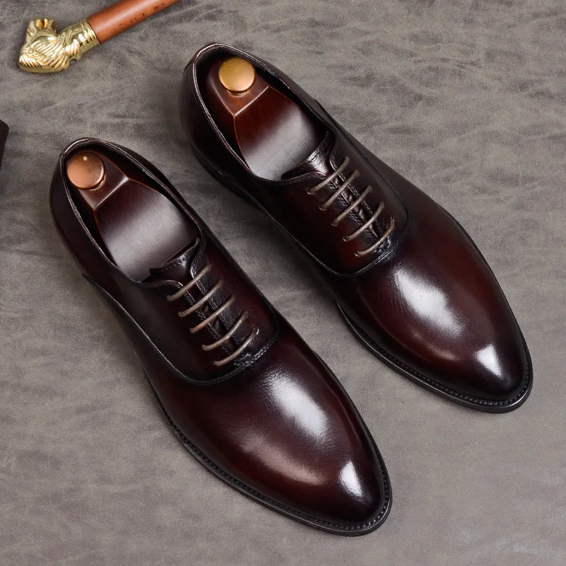 Klassische Herrenschuhe Oxford