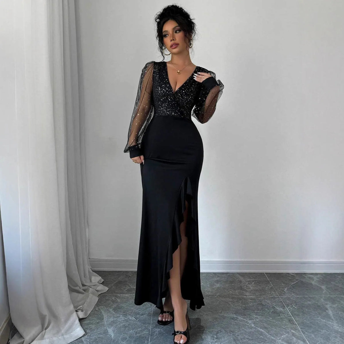 Robe longue col V Ã  sequins manches longues de soirÃ©e