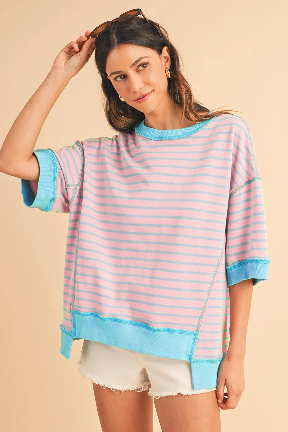 ISA | Gestreept Loose Fit T-Shirt Voor Dames Met Contrast Trim En Wijde Mouwen – Comfortabel, Casual, Stijlvol