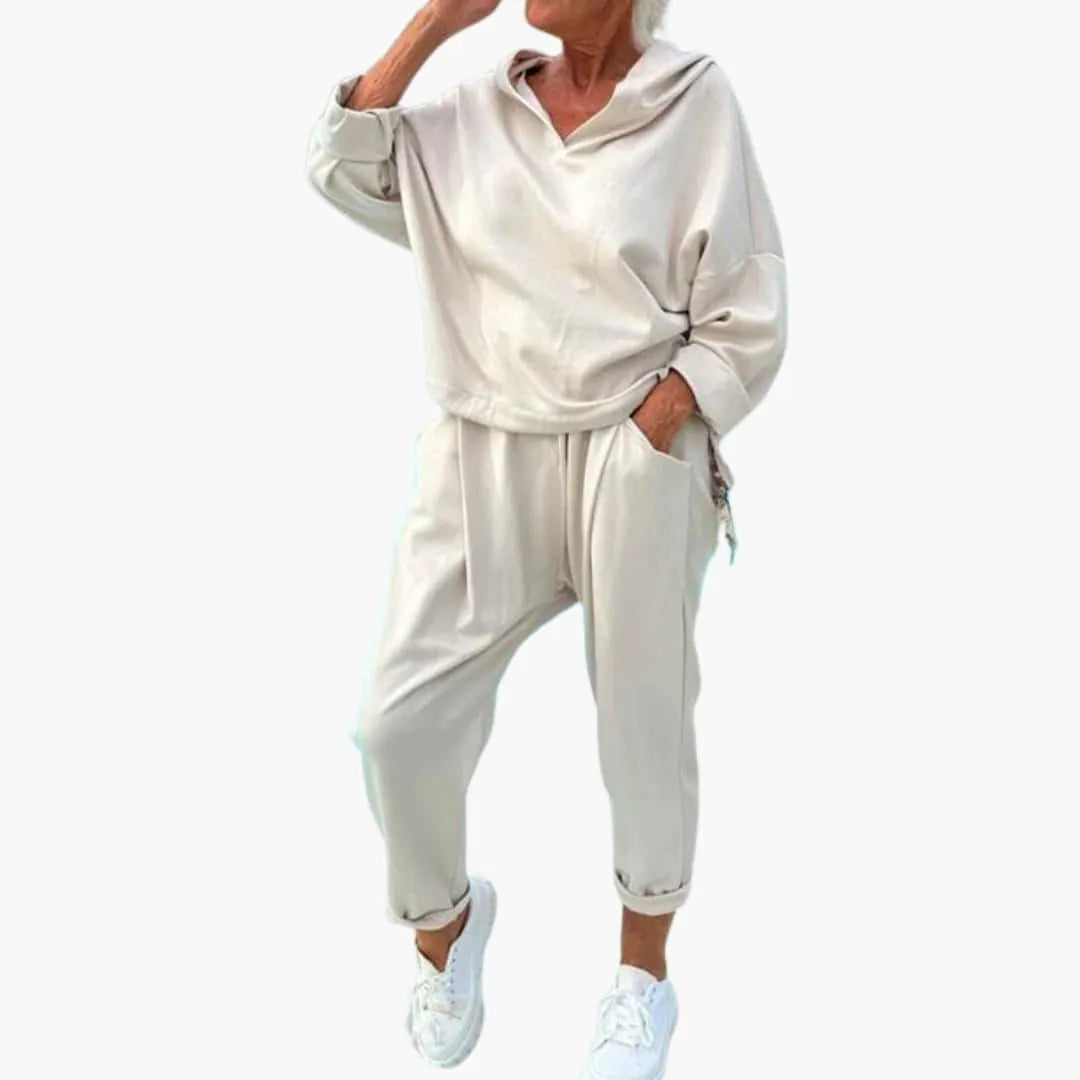 Knit Lounge Set â€“ Women's Cozy Two-Piece Loungewear Outfit