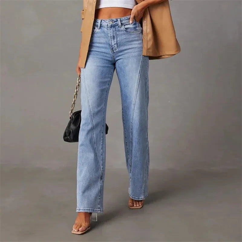 Elegante Schlagjeans