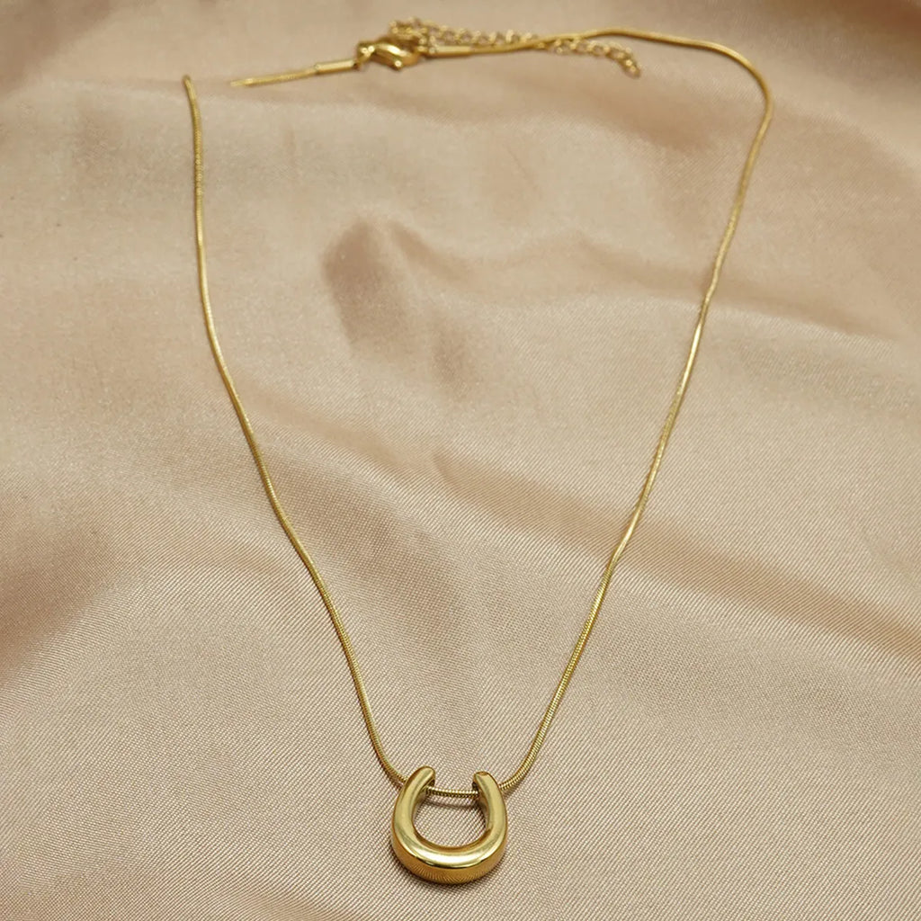 AALTJE | Lucky Hoefijzer Ketting Voor Dames Goud – 18K Gold Plated, Tijdloos, Betekenisvol