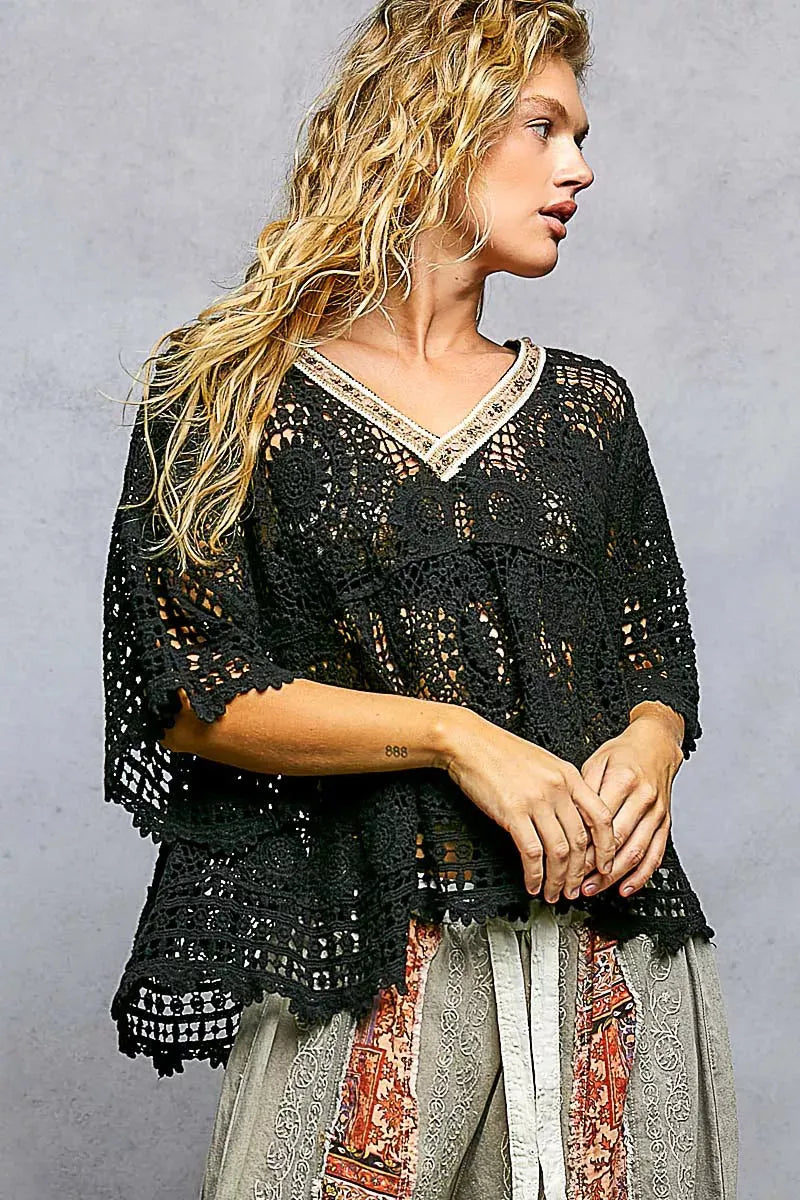 POL V-Neck Crochet Top with Scalloped Hem