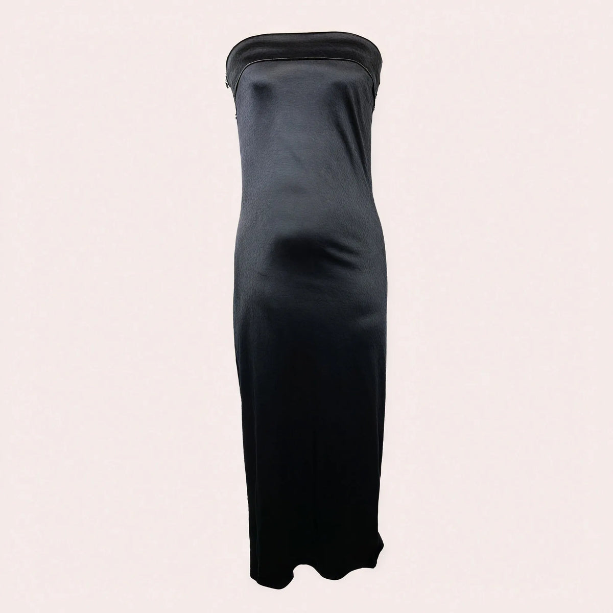 Zeitloses Kleid für unvergessliche Momente