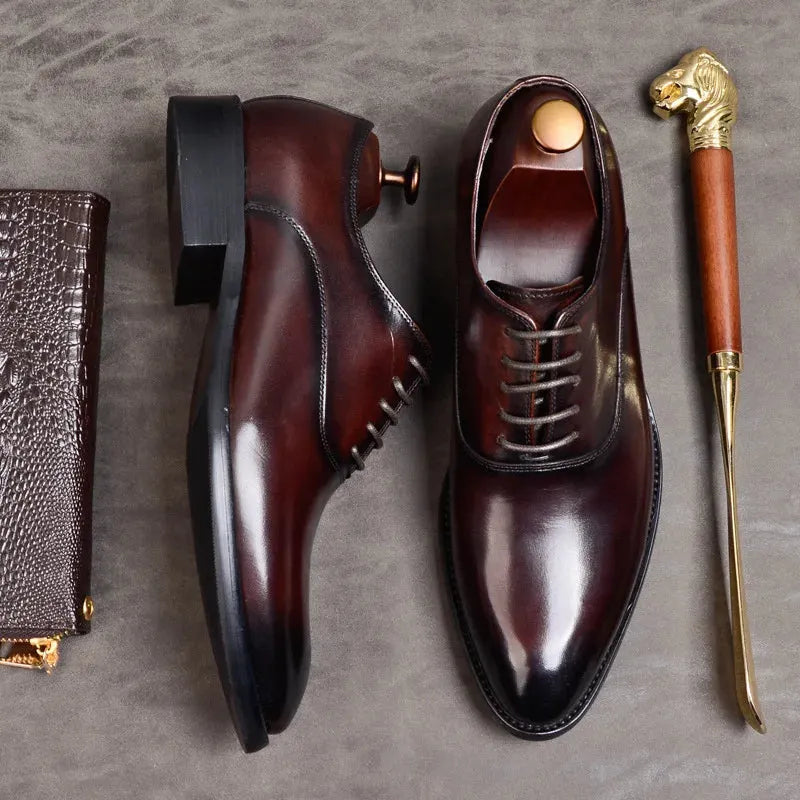 Klassische Herrenschuhe Oxford