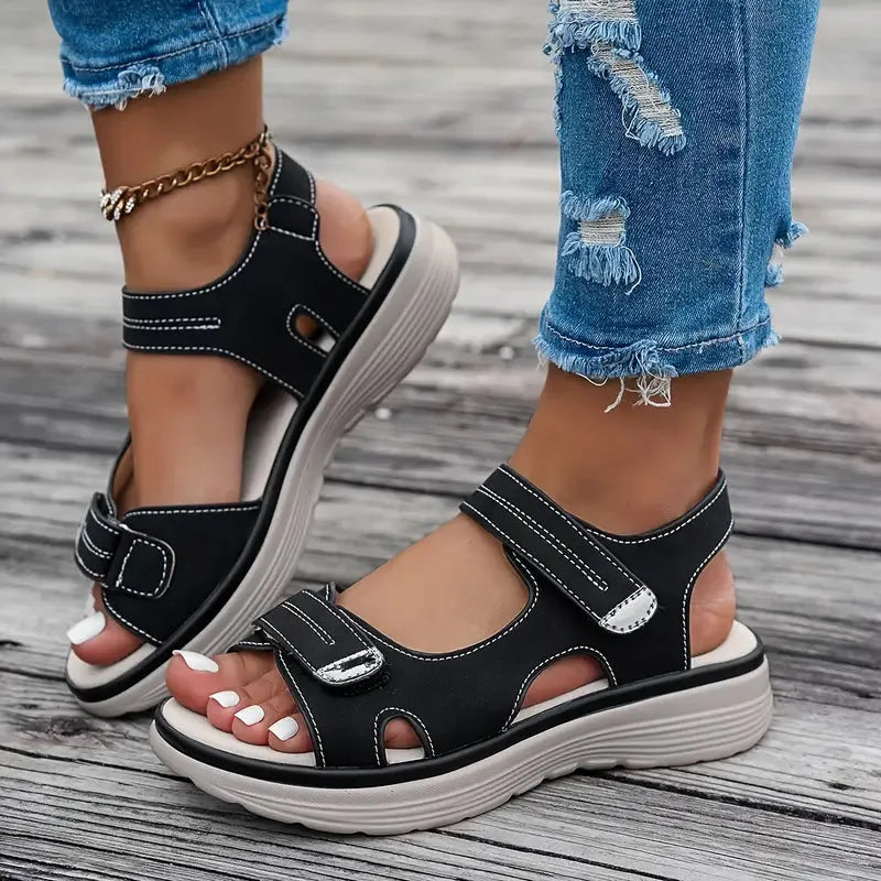 Layla - Komfortable Kilklap Sandaler med Ankelrem
