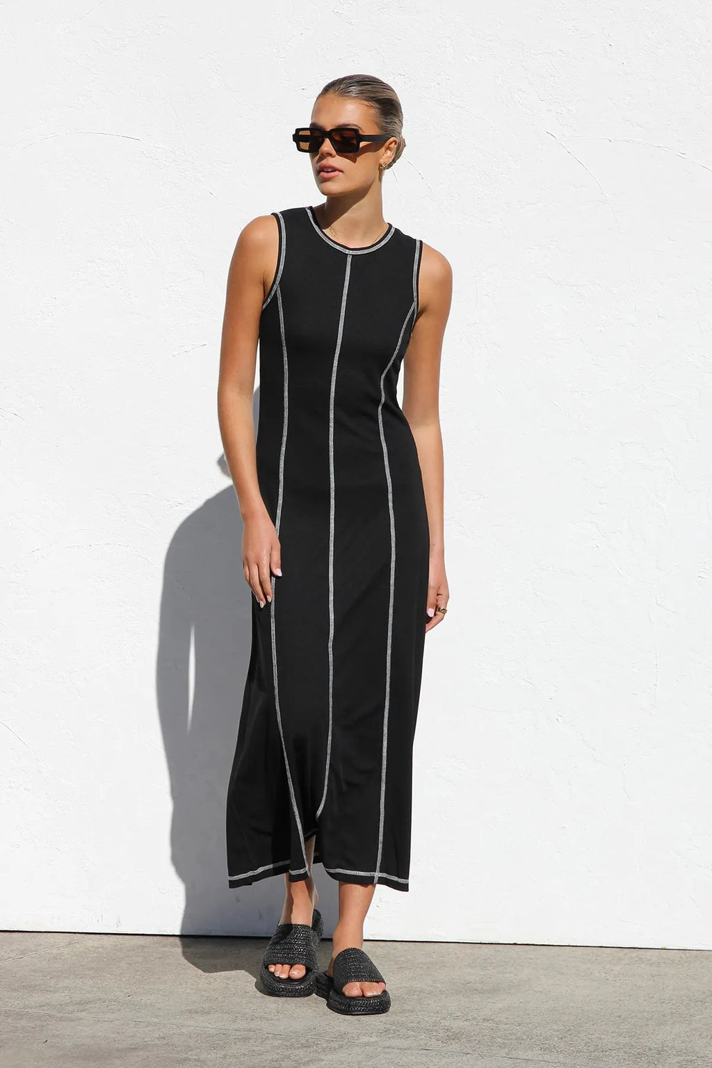 ARIANA | Zwarte Dames Maxi Jurk met Contrasterende Stiksels - Stijlvol, Rekbaar & Elegant
