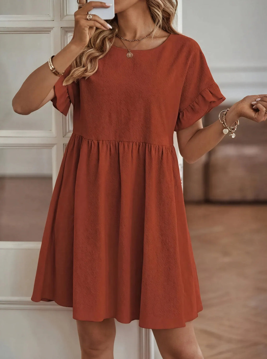 A-Linien Kleid mit Rüschenärmeln und Taillierung