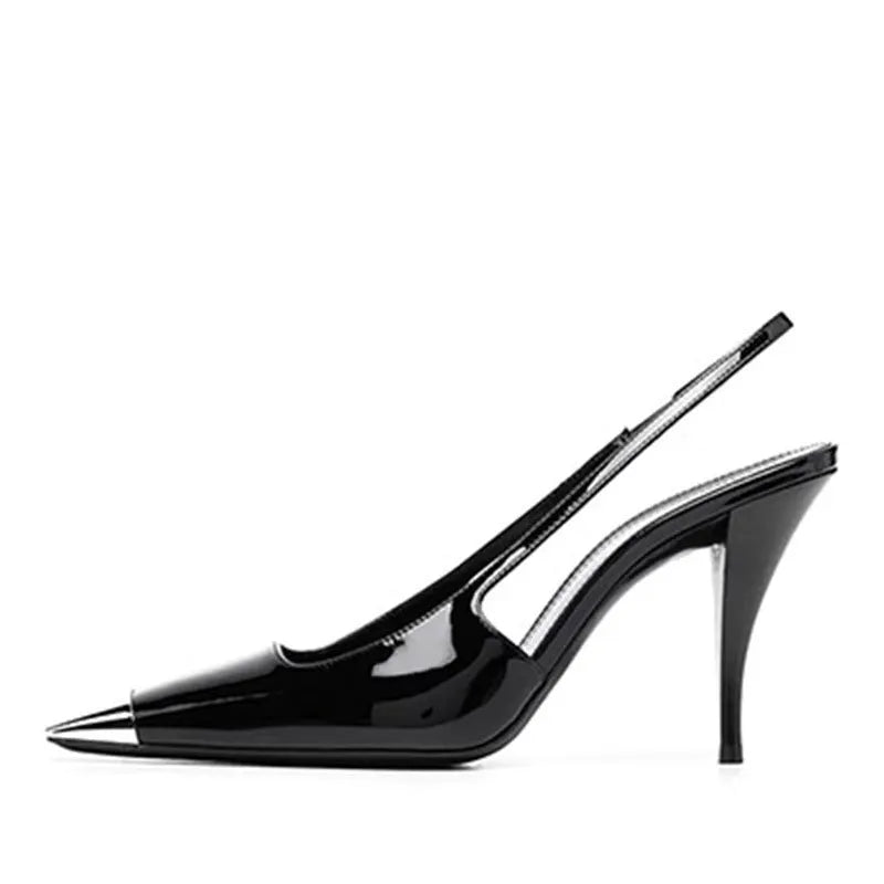 FEMKE | Slingback Hakken Van Patentleer Met Metalen Neus â€“ Elegant, Gedurfd, Verfijnd