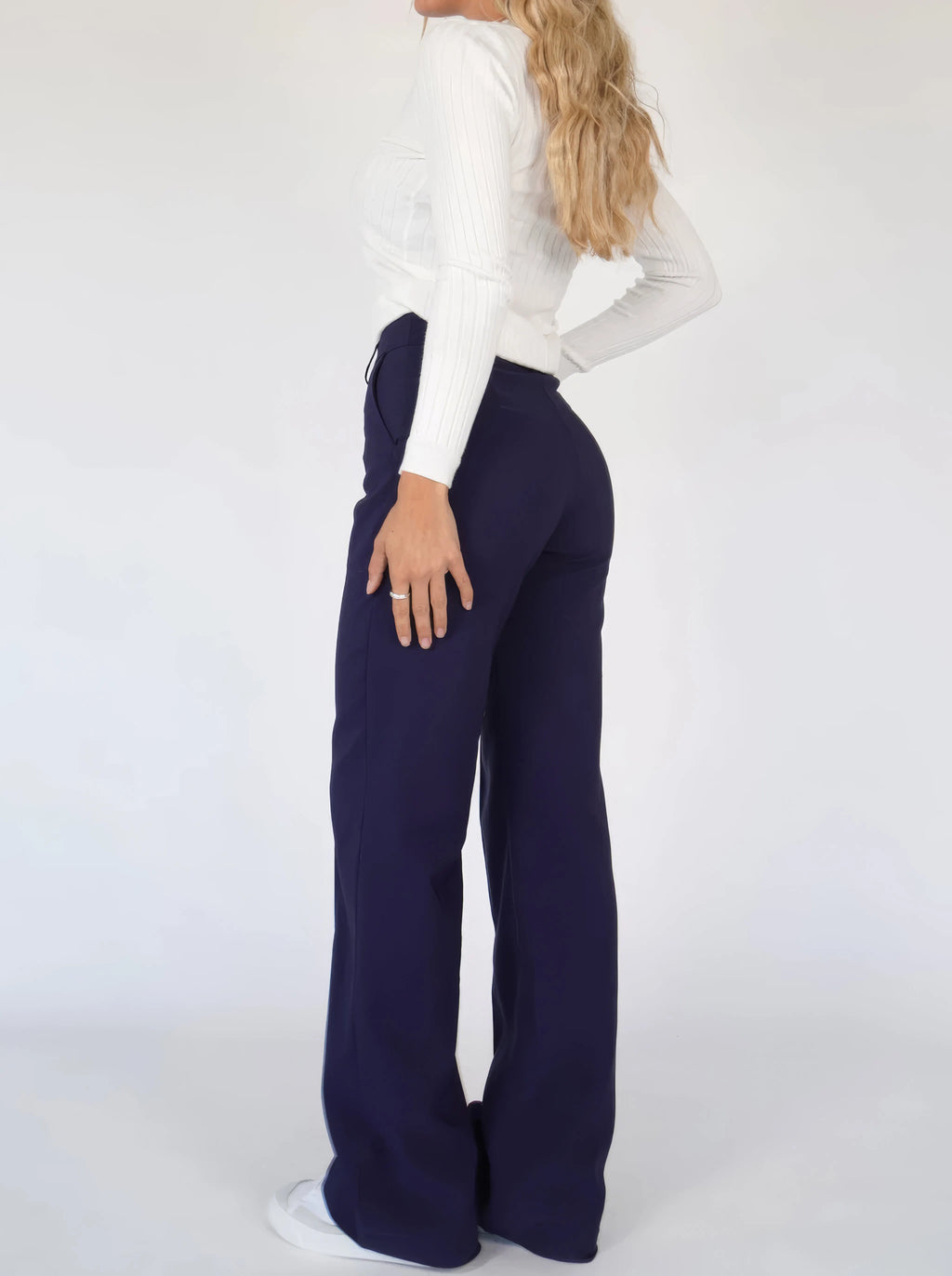 Keny | Tailored Trousers with Straight Legs