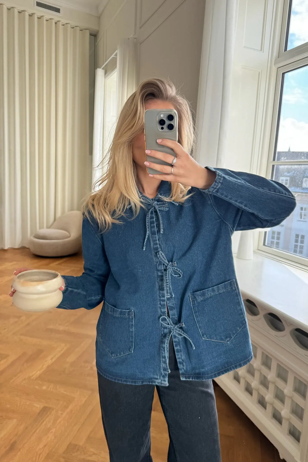 LUCY | Dames Denim Jack met Strikdetail en Zakken