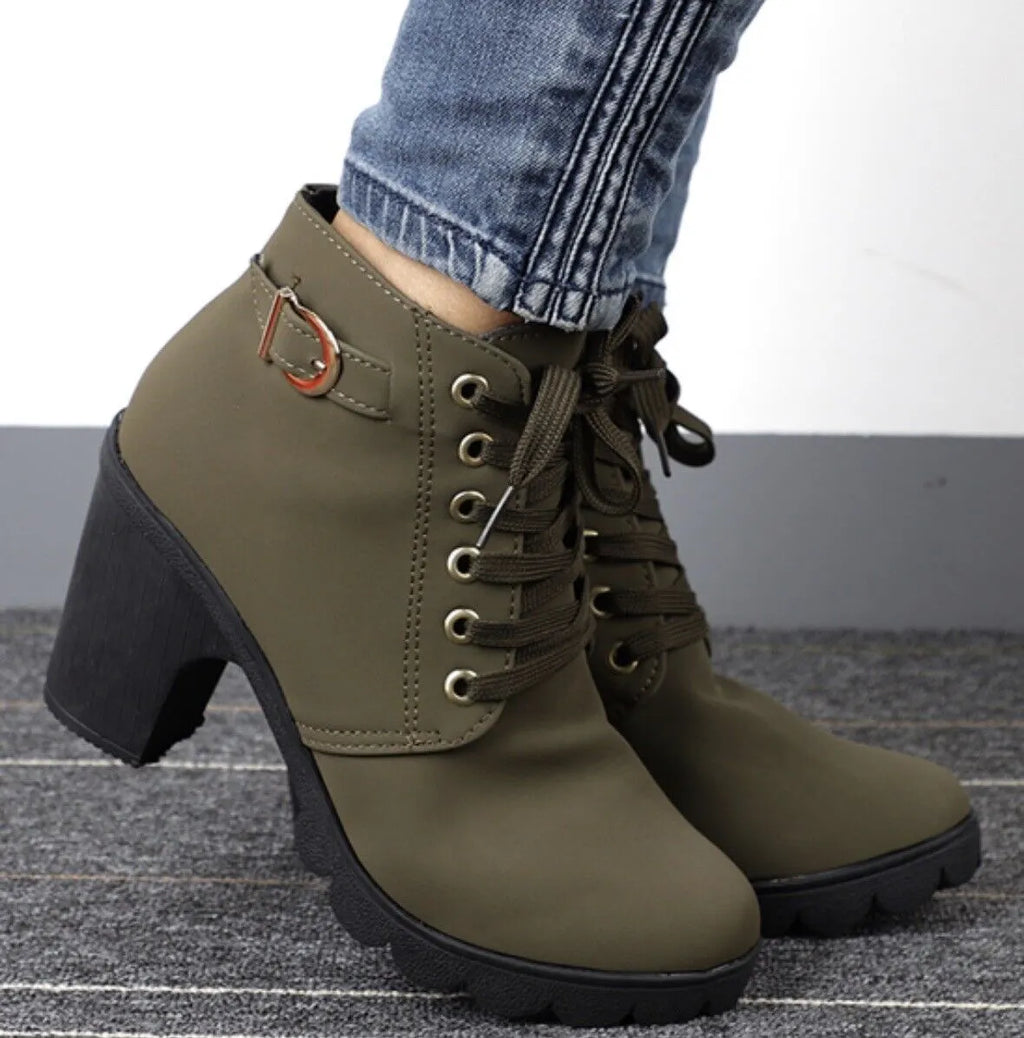 YUKI | Damen Winterstiefel - Elegant und Robust mit Blockabsatz
