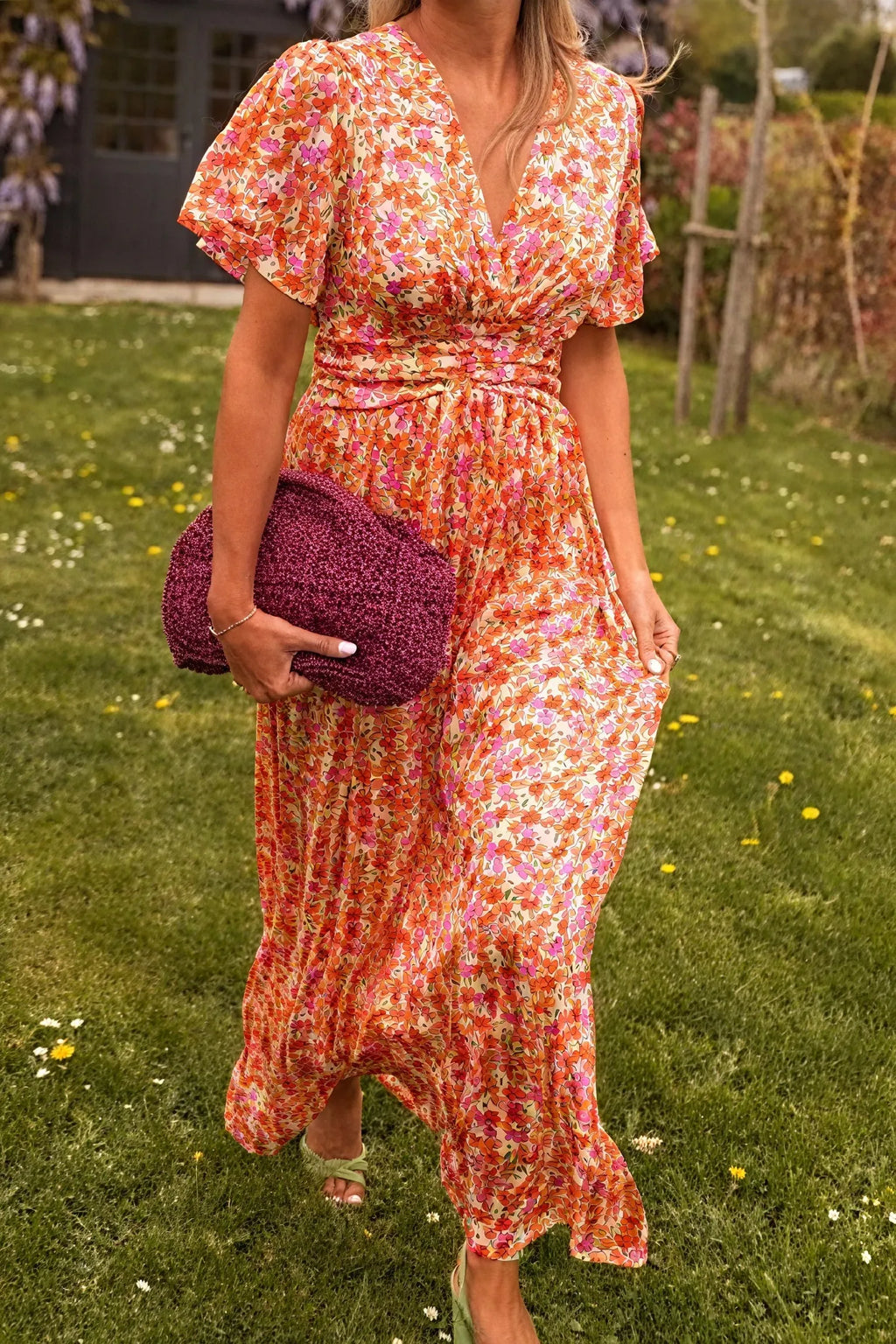 Florales V-Ausschnitt Kleid – Plissierter Rock