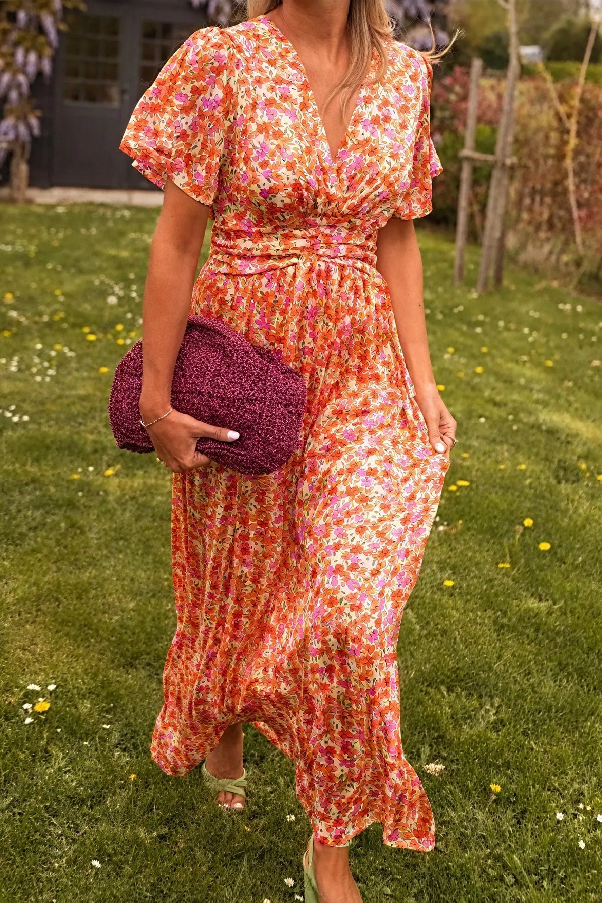 Florales V-Ausschnitt Kleid – Plissierter Rock