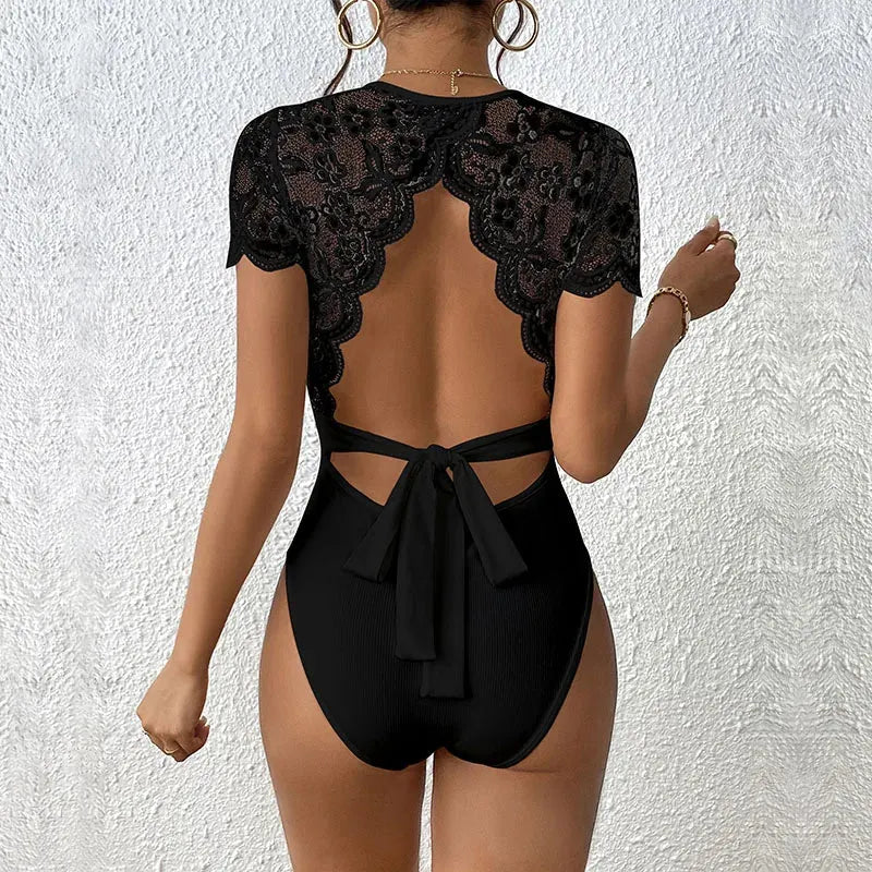Damen rÃ¼ckenfreier Bodysuit mit Rundhalsausschnitt